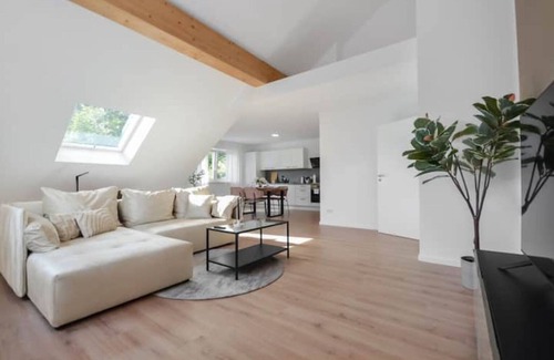 Steinhagen Apartment | Urbanes Loftparadies Küche - Wifi - TV