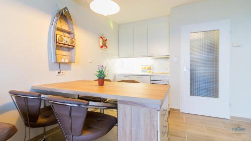 Doese Apartment | Urlaub mit Seesicht Haus Nautic Whg.709