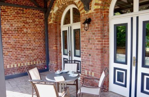 Lauterbach Apartment | Urlaubsbahnhof-Wartehalle