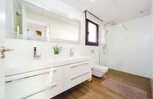 Torrevieja Villa | Urocza nowoczesna willa z basenem w Torrevieja, spokojna okolica Aqua Nuevas