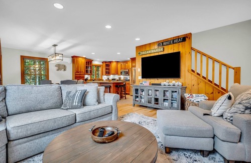 Bethel House | Ursa Major House - Quiet family getaway, minutes from skiing, hiking, biking.