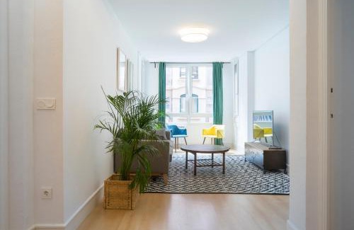 Gros Apartment | Usandizaga Apartment, Second line beach, free Parking