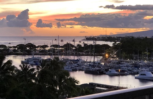 Ala Moana Apartment | USD68/day. Waikiki studio by Ala Moana Beach and the best Shopping Mall