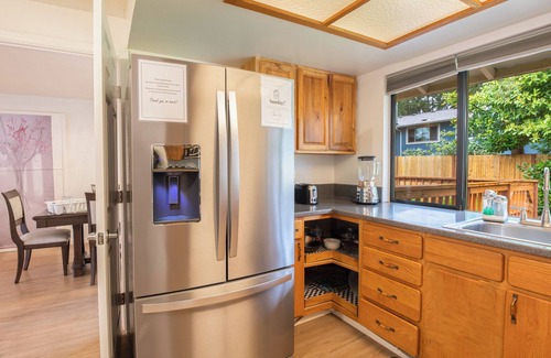 Auburn House | Utopia Luxury Stay - Auburn
