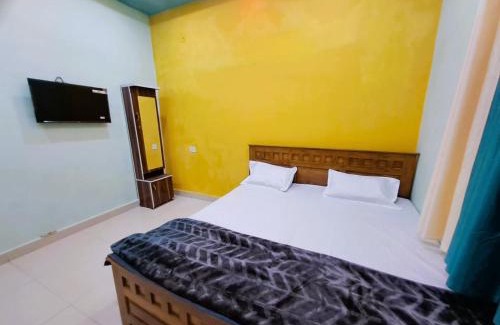 Piparia House | Utsav Lodge and Mangal Bhavan