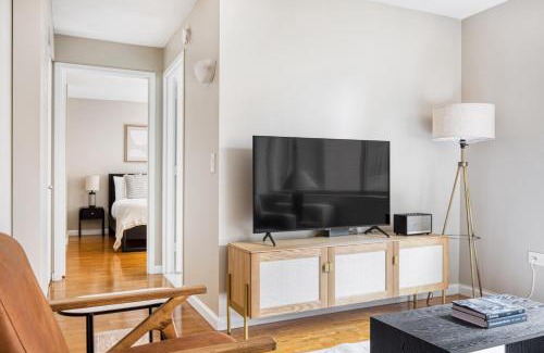 Upper West Side Apartment | UWS 1br w gym sun terrace nr Central Park NYC-713