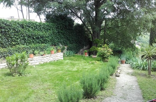 Uzes Villa | Uzès on foot. house for 6 persons in a green setting with breathtaking views!