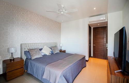 Marina Vallarta Apartment | V-Marina B-902