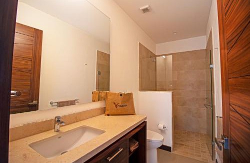 Marina Vallarta Apartment | V-Marina B-902