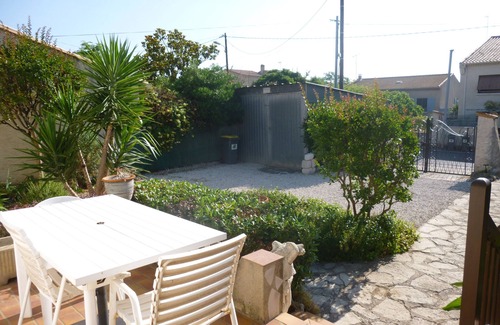 Vias House | V0303-villa de Plain Pied Tout Confort Avec Terrasse et Jardin