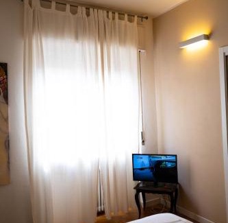 Novara Apartment | V12 Apartments - Alfieri 2A