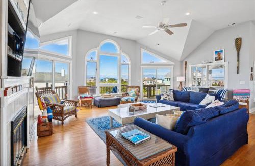 Ocean Hill House | V1233- Easton's Beach