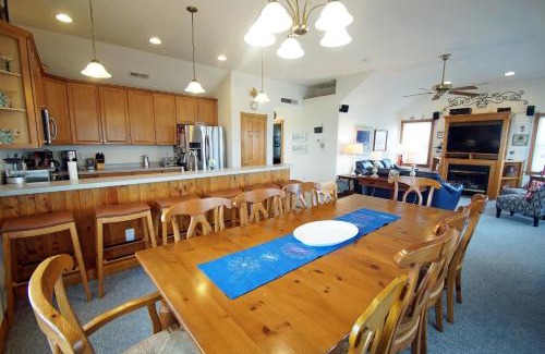 Ocean Hill House | V1252- Kilkenny SandKastle
