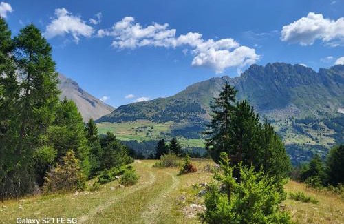 La Celle-sous-Gouzon Apartment | VACANCES à SUPERDEVOLUY hautes Alpes 05250