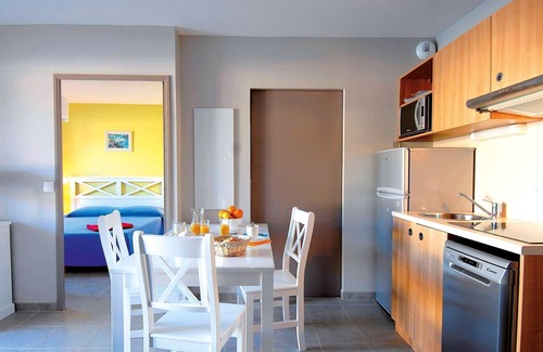 Les Bormettes Condo | Vacances Près de la Mer | Accès 2 Piscines