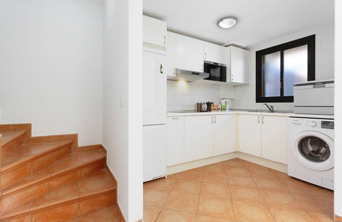 Caleta de Fuste House | Vacation Home 'Casa Miramar' with Sea View, Shared Pool and Private Terrace
