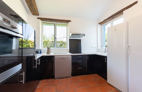 Saint-Martin-de-Seignanx House | Vacation Home "L Ostal Luminosa" with Private Heated Pool, 2 Private Terraces & Wi-Fi