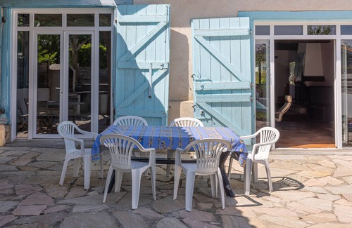 Saint-Martin-de-Seignanx House | Vacation Home "L Ostal Luminosa" with Private Heated Pool, 2 Private Terraces & Wi-Fi
