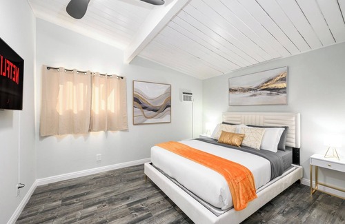 Northwest Anaheim House | Vacation 4BR Oasis Near Disney Pool and Arcade