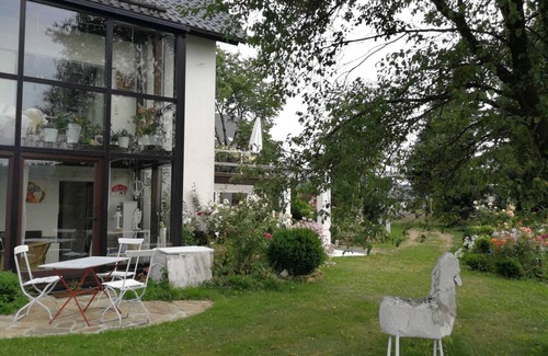 Marienberg Apartment | Vacation apartment for art lovers in Pobershau "Picasso with conservatory"