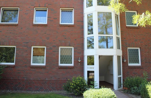 Wremen Apartment | Vacation apartment Lili Marleen 7-14, bright and with a view over the dyke.