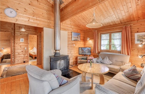 Hayingen House | Vacation and relaxation in nature in your cozy wooden house in the vacation park Lauterdörfle.