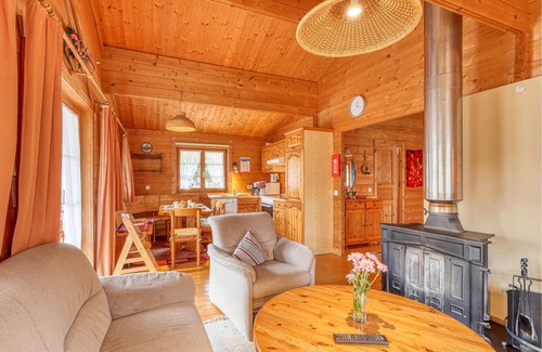 Hayingen House | Vacation and relaxation in nature in your cozy wooden house in the vacation park Lauterdörfle.