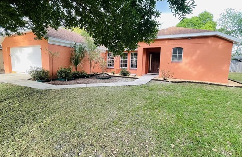 Deltona Lakes House | Vacation and relaxation home