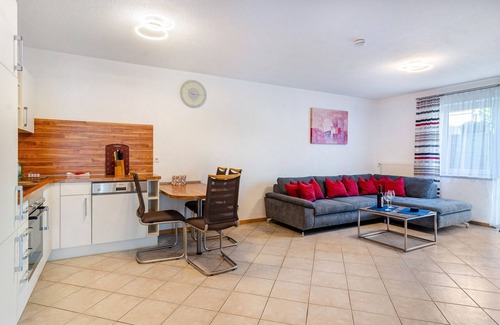 Uhldingen-Muehlhofen Apartment | Vacation apartment 'Terrasse' with private terrace and Wi-Fi