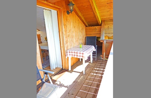 Aschau im Chiemgau Apartment | Vacation apartment II combined living room/bedroom and south-facing balcony, 33 sqm