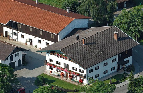 Aschau im Chiemgau Apartment | Vacation apartment I° separate living room/bedroom, 40 sqm on the 1st floor