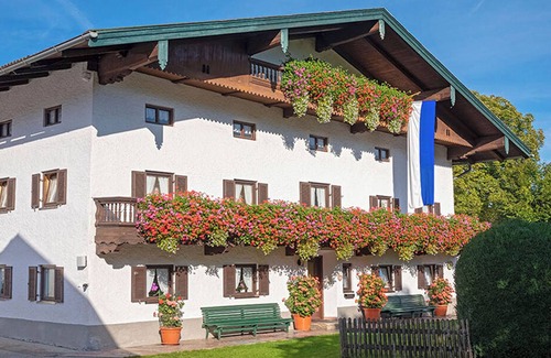 Aschau im Chiemgau Apartment | Vacation apartment I° separate living room/bedroom, 40 sqm on the 1st floor