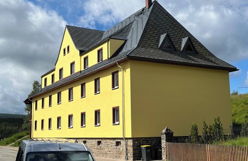 Johanngeorgenstadt Apartment | Vacation apartment directly at the cross-country ski trail entrance Charging possibility e-car/hybrid!