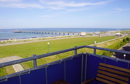 Schonberger Strand Apartment | Vacation apartment Pier 33 on Schönberg beach