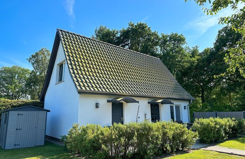 Gelbensande Apartment | Vacation apartment Klein - Vacation in the countryside