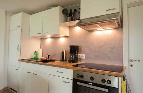 Ribnitz Apartment | Vacation apartment Seelöwe with W-LAN, barbecue, 2 bedrooms - Ferienwohnung Seelöwe