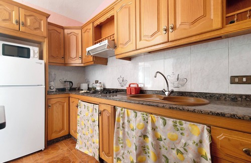 La Solana Villa | Vacation Apartment 'Vivienda V Torres 2' with Private Terrace and Wi-Fi