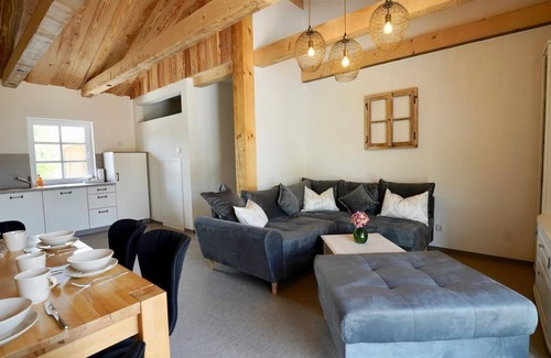 Eibau Apartment | Vacation apartment Löbauer Berg - Lerchenberghof Eibau
