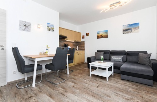 Neuharlingersiel Apartment | Vacation apartment/apartment for 3 guests with 35m² in Neuharlingersiel (145312)