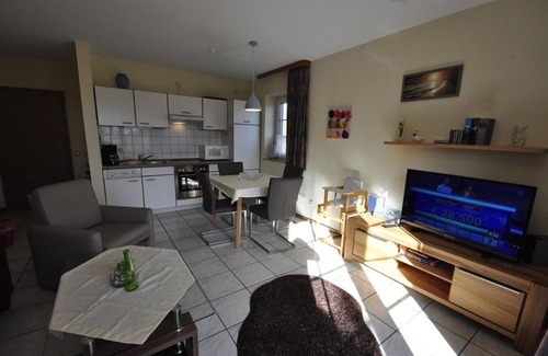Neuharlingersiel Apartment | Vacation apartment Mühlenstrich 1a apartment 4 - Haus Sielblick
