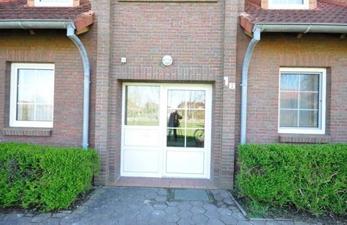 Neuharlingersiel Apartment | Vacation apartment Mühlenstrich 1b apartment 9 - Haus Sielblick