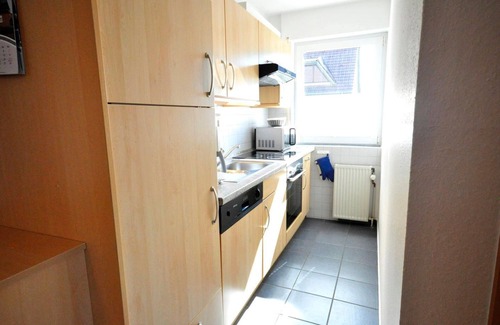 Neuharlingersiel Apartment | Vacation apartment Juist Deichringstr. 10 Whg. 4 - Haus Südereck
