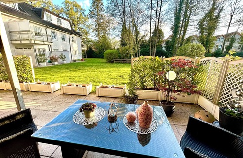 Aschhauserfeld Apartment | Vacation apartment Domizil - Time out at the Schlart