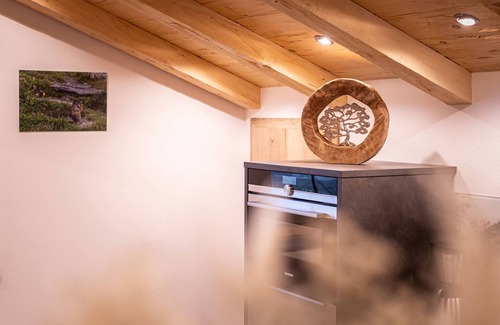 Bischofswiesen Apartment | Vacation apartment Alpenblick 120sqm, 2- 6 persons, 2 bedrooms, bath/WC, additional WC, balcony