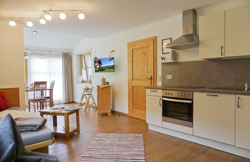 Bad Feilnbach Apartment | Vacation apartment Sulzberg, 2 sep. Bedroom, ground floor with terrace, 68 sqm
