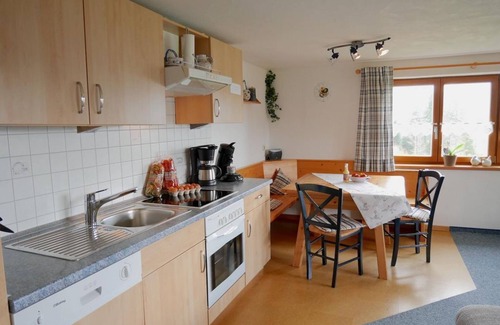 Bad Hindelang Apartment | Vacation apartment 4 "Hühnerstall" - House Edelweiss