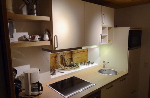 Heitlern Apartment | Vacation apartment 1 "Silberdistel" - House Edelweiss