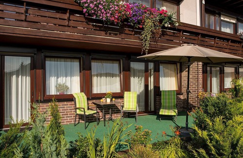 Reinhardshausen Apartment | Vacation apartment Tulip - Guesthouse Nöchel