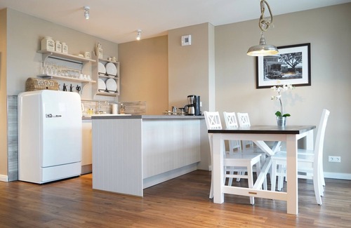 Heiligenhafen Apartment | Vacation apartment/apartment for 4 guests with 98m² in Heiligenhafen (297728)