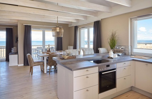 Heiligenhafen Apartment | Vacation apartment/apartment for 6 guests with 100m² in Heiligenhafen (297853)
